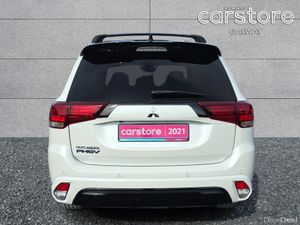 Mitsubishi Outlander PHEV 4WD Black Edition - Image 3