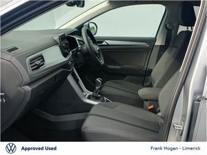 Volkswagen T-Roc EDITION 75 1.0TSI M6F 116HP - Image 4