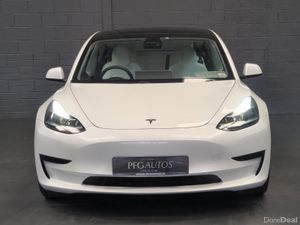 22  Model 3 - Image 4