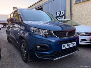 Peugeot Rifter  2022 wheelchair accessible - Image 2