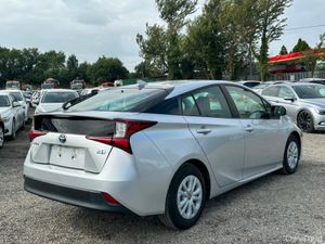 Toyota Prius S 1.8 Hybrid Automatic, Reversing cam - Image 4