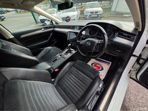 Volkswagen Passat ( 182 REG 2.0 TDI HIGHLINE PREMI - Image 3