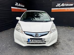 Honda Fit 1.3 HYBRID 5DR AUTO - Image 2