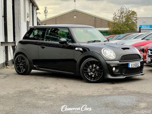 MINI COOPER S JCW ARMANI BLACK ICON - Image 2
