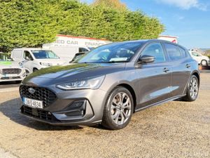 Ford Focus 1.0L ECO St-line 125PS MAN 4DR - Image 3