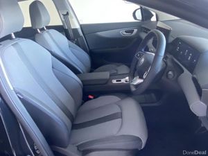 MG MG4 Premium LR - Image 4