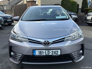 2018 Toyota Corolla Luna Sport *Low Kils* - Image 2