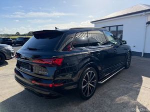 Audi Q7 3.0 Tfsi E BLK ED 55 381PS QT - Image 4