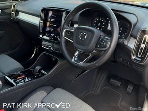 Volvo XC40 1.5 T4 Recharge PHEV Plus Dark 5dr Auto - Image 4