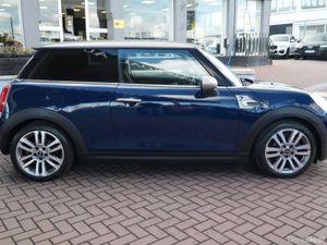 2018 MINI COOPER D 7 5DR HATCHBACK AUTOMATIC - Image 4