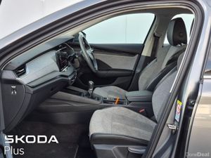 Skoda Octavia Selection+ 2.0TDI 115HP Call/ Text J - Image 4