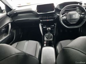 Peugeot 2008 1.2 Puretech 100bhp Allure - Image 4