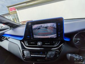 2017 Toyota C-HR HYBRID LUNA SPORT LAUNCH ED 4DR - Image 4