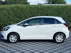 Honda Fit 1.2 HYBRID AUTO // DIGITAL CLUSTER // RE - Image 3