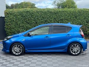 Toyota Aqua GR-SPORT 1.5 HYBRID AUTO // CRUISE CON - Image 3