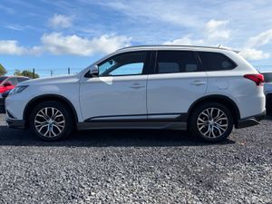 2016 MITSUBISHI OUTLANDER 2.3 4WD 7 SEATS - Image 3