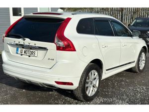 Volvo XC60 2.0L Diesel Automatic Cream Leather Sun - Image 4