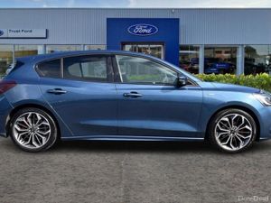 Ford Focus ST-Line X - Image 3