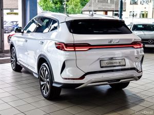 BYD SEAL U Demo Plug in Hybrid Comfort - Image 3