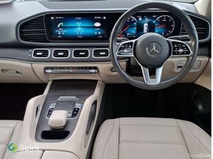 Mercedes-Benz GLE GLE 300D AMG 7SEATS - Image 4