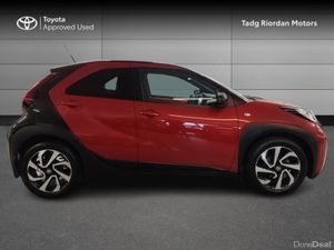 Toyota Aygo X 1.0 DESIGN - Image 3