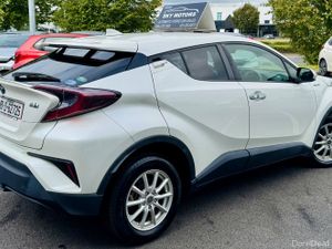 Toyota C-HR 2018 - Image 4