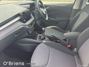Skoda Fabia SELECTION 1.0 80BHP PRISTINE CONDITION - Image 4