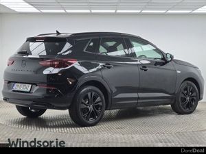 Opel Grandland Grandland SRI 1.2 130BHP - Image 3