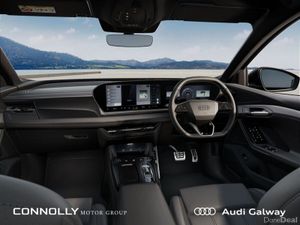 Audi Q6 e-tron PERFORMANCE S-LINE 545KM ~BLACK EXT - Image 4