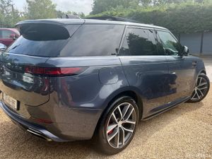 2024 Land Rover Range Rover Sport P460e - Image 3