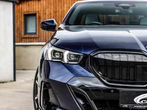 2024 BMW 5 SERIES PRO PACK LCI - Image 4