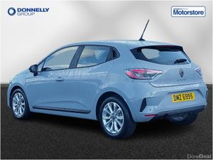 Renault Clio 1.0 TCe 90 Evolution 5dr - Image 2