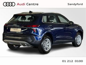 Audi Q3 E-HYBRID 270HP S-T SE - Image 3