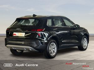 Audi Q3 TDI 150HP S-T SE was €55272 - Image 3