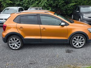 152 Polo Cross Highline. Automatic - Image 2