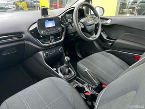 Ford Fiesta 1.1 70PS 5M 4DR ZETEC - Image 3