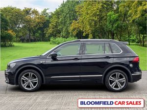 Volkswagen Tiguan 2.0 TDI R-LINE , BLACK LEATHER / - Image 4