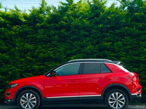 Volkswagen T-Roc 2.0 TDI Design 2021 - Image 2