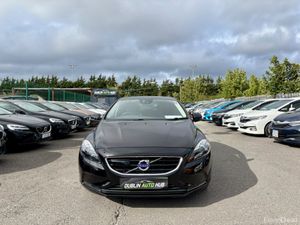 VOLVO V40 2015 2.0, DIESEL D4 - Image 2