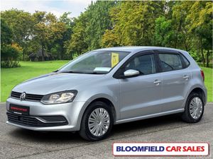 Volkswagen Polo 1.2 COMFORTLINE  , AUTO // IMMACUL - Image 3