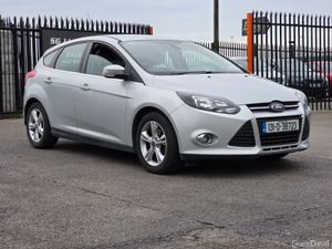 Ford Focus 1.6 Automatic Zetec - Image 2