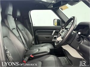 Land Rover Defender 110 3.0D X Dynamic 3 Seater Co - Image 3