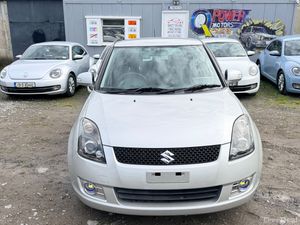 10 Suzuki Swift 1.2 Automatic - Image 3