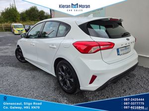 Ford Focus 1.5 TDCI ST-LINE 120PS 5 - Image 4