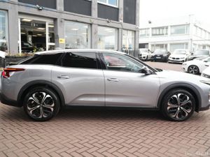 Citroen C5 X 2022 1.2 PETROL 5DR ESTATE AUTO - Image 4