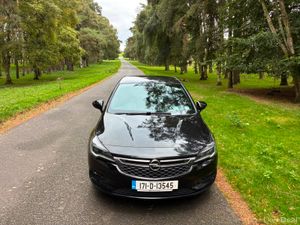 Opel Astra 2017 SRI Diesel Lovely Car - Image 2