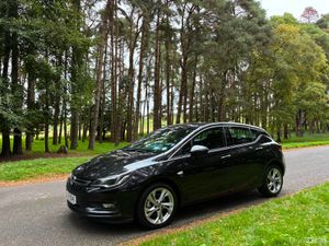 Opel Astra 2017 SRI Diesel Lovely Car - Image 3
