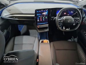 Renault Scenic techno 87kWh 220hp - Image 2