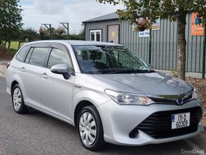 2017 Toyota  hybrid.  Automatic NEW nct&tax €8,900 - Image 2