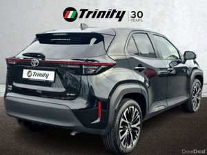 Toyota Yaris Cross ** ADVENTURE HEV ** 360 CAMERA - Image 3